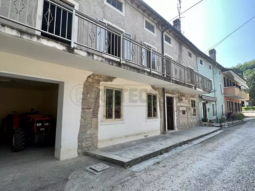Immagine 1 di Porzione di casa in vendita  in VIA SANT'APOLLONIA 1 a Sarego