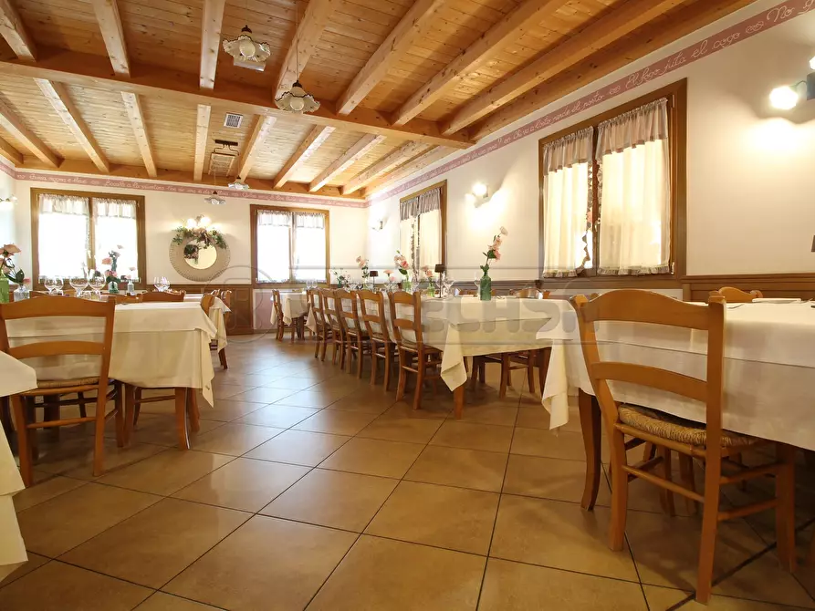 Immagine 11 di Agriturismo in vendita  a Brendola