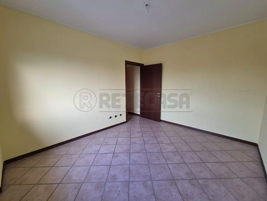 Immagine 10 di Trilocale in vendita  in Via Ostiano a Persico Dosimo