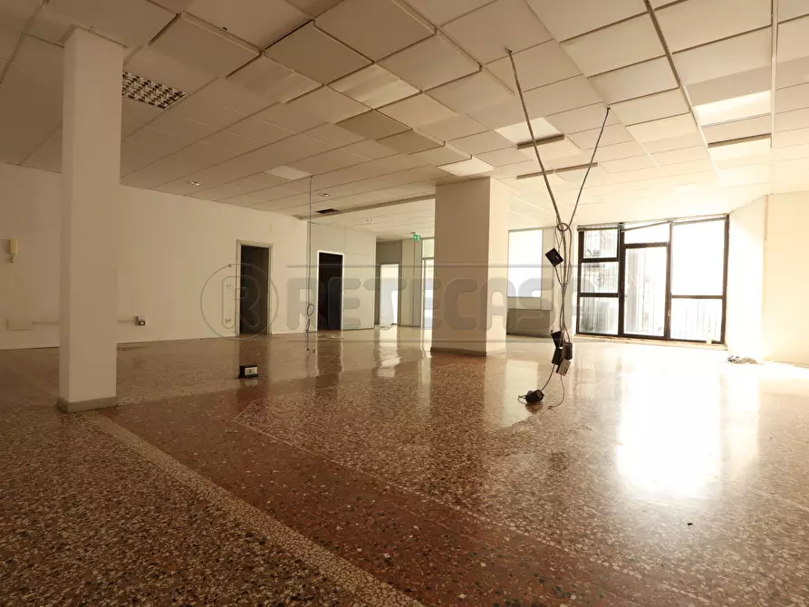 Immagine 45 di Ufficio in affitto  in Corso SS. Felice e Fortunato 3 a Vicenza