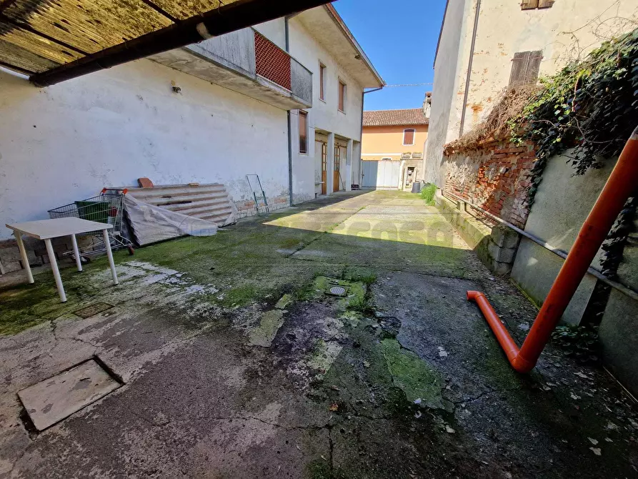 Immagine 31 di Rustico / casale in vendita  in Via L. Strina a Gabbioneta Binanuova