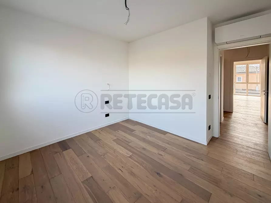 Immagine 21 di Appartamento in vendita  in Via F. Magellano a Creazzo