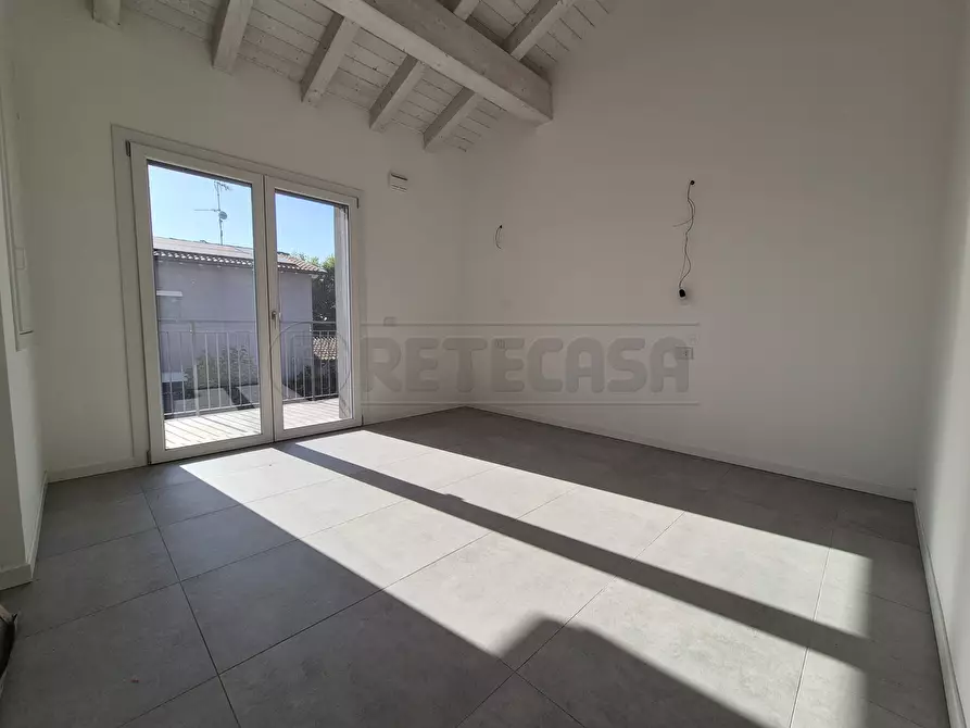 Immagine 7 di Villa in vendita  in Via Carbonera a Cremona