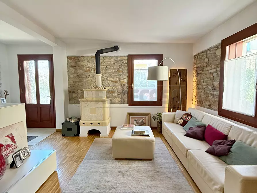 Immagine 3 di Porzione di casa in vendita  a Arzignano