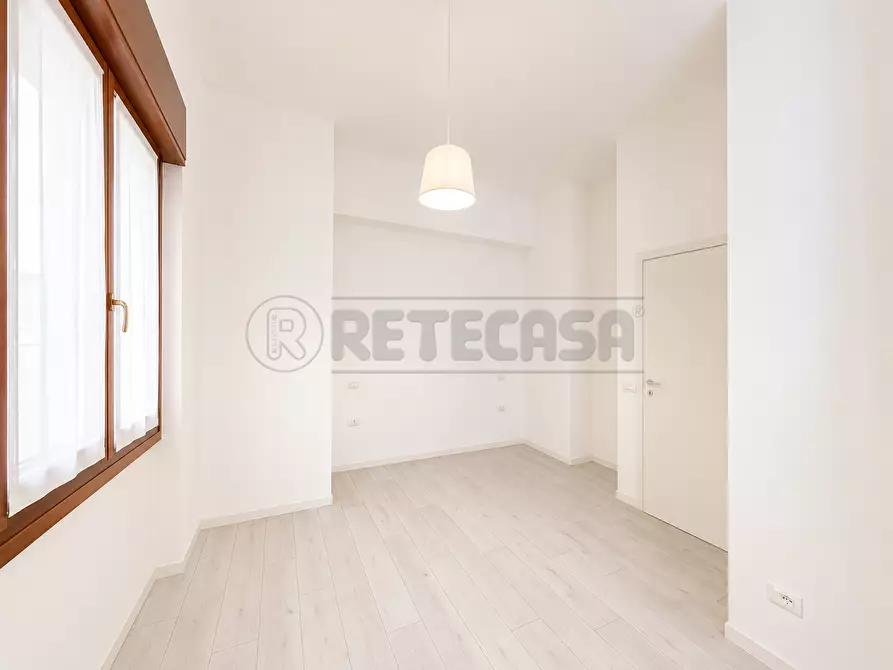 Immagine 11 di Bilocale in affitto  in Viale Torino a Vicenza