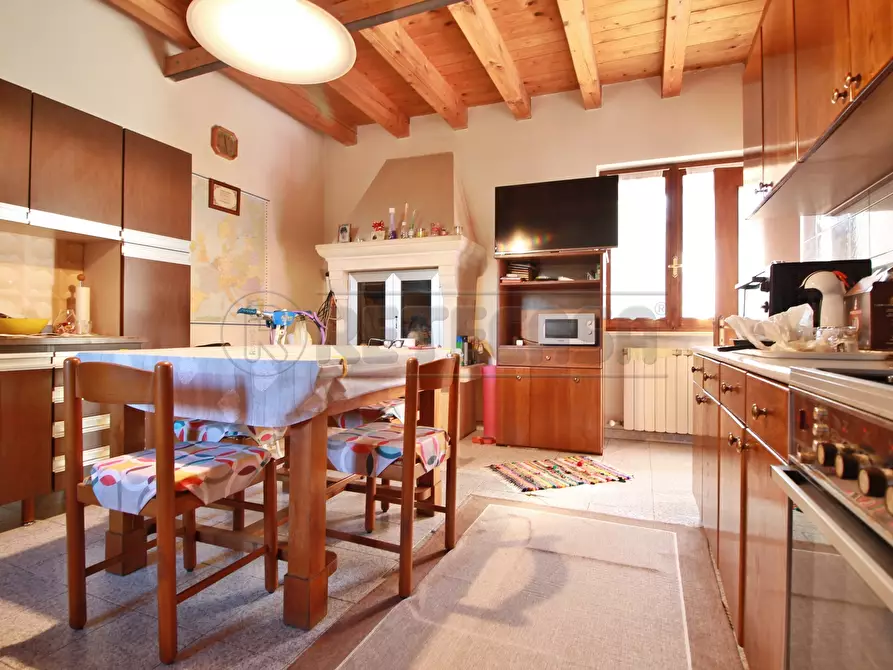 Immagine 2 di Casa semindipendente in vendita  in Via Marangoni 57 a Zermeghedo