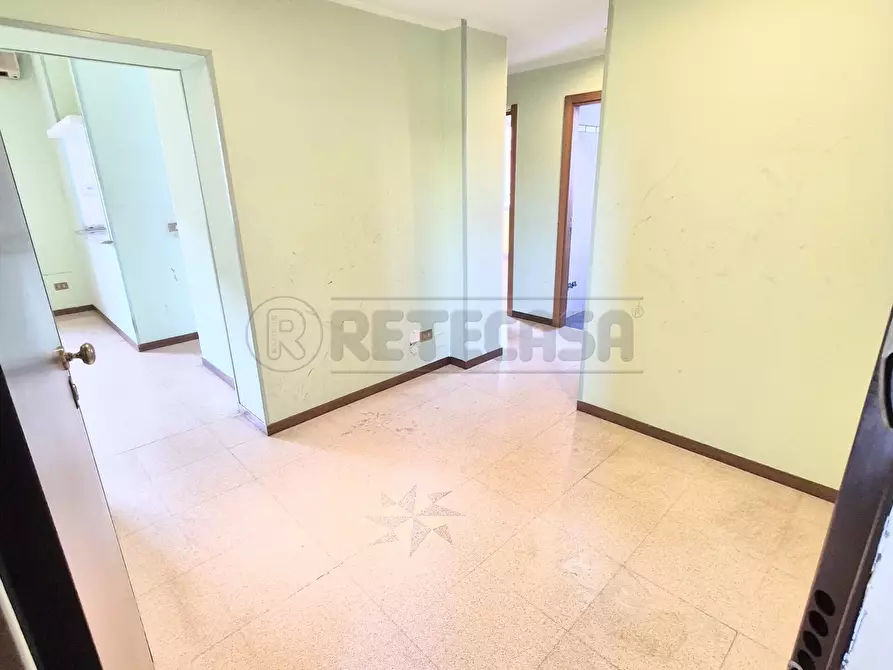 Immagine 24 di Trilocale in vendita  a Pescara