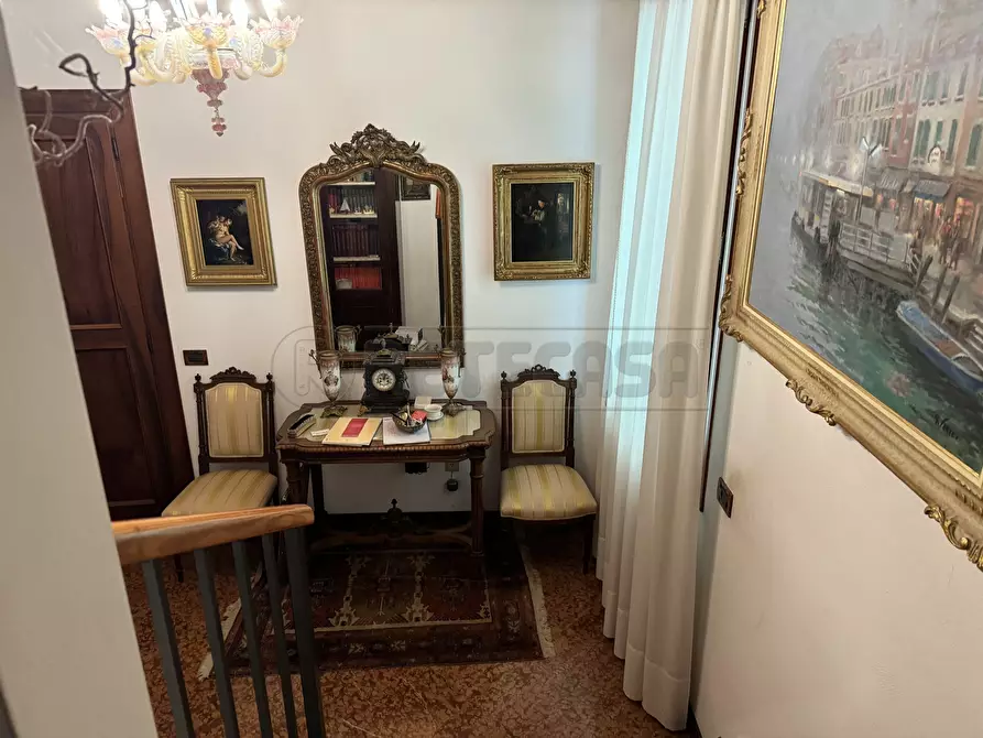 Immagine 33 di Villa in vendita  a Mirano