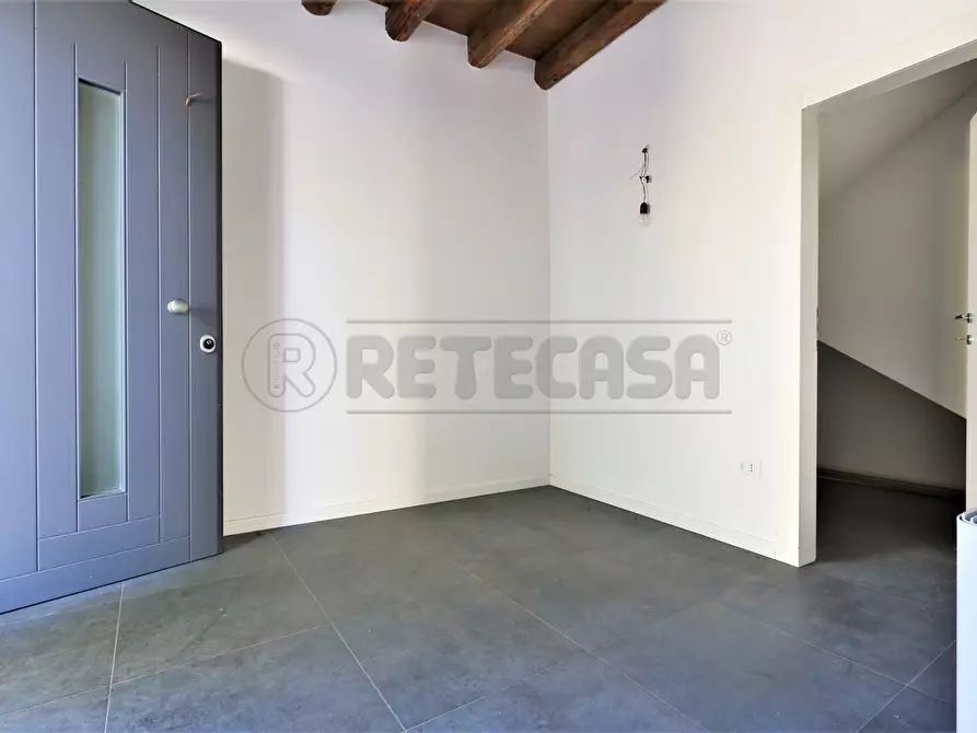 Immagine 9 di Ufficio in vendita  a Vicenza