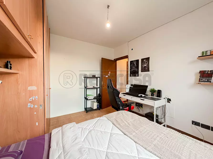 Immagine 25 di Bilocale in vendita  in Via Marinai d'Italia a Creazzo