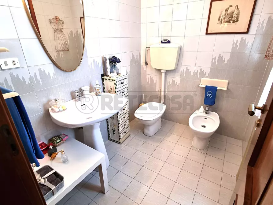 Immagine 13 di Villa in vendita  a Montesilvano