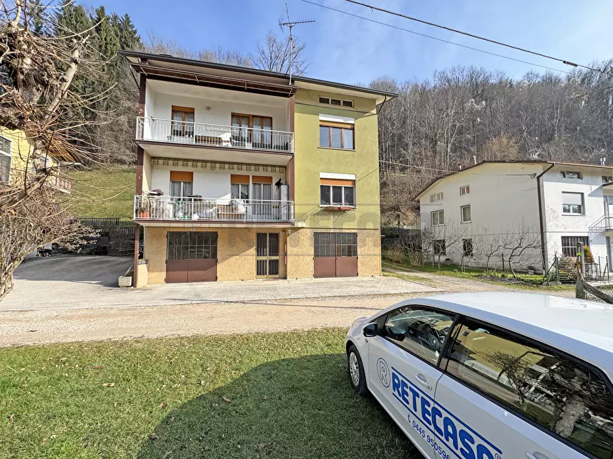 Immagine 11 di Appartamento in vendita  in Contrada Maso Fondi 41 a Recoaro Terme
