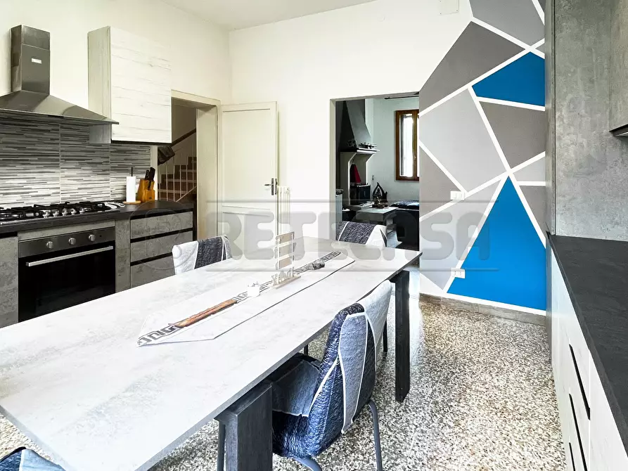 Immagine 4 di Casa semindipendente in vendita  in Via Olmo a Creazzo