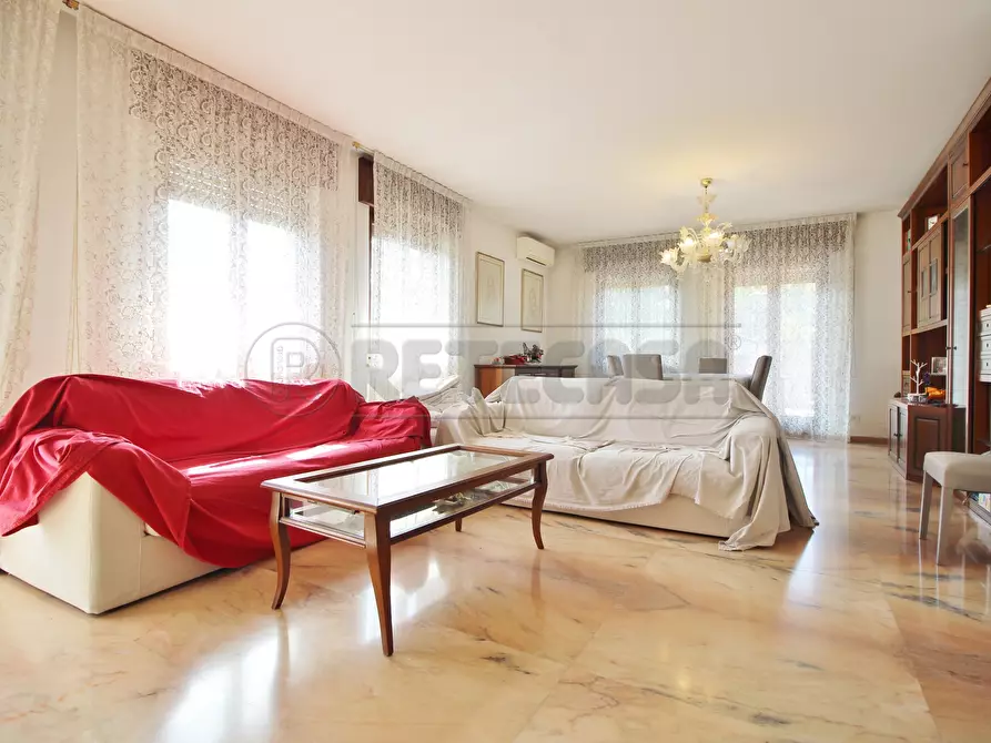 Immagine 10 di Attico in vendita  in Viale Verdi 22 a Altavilla Vicentina