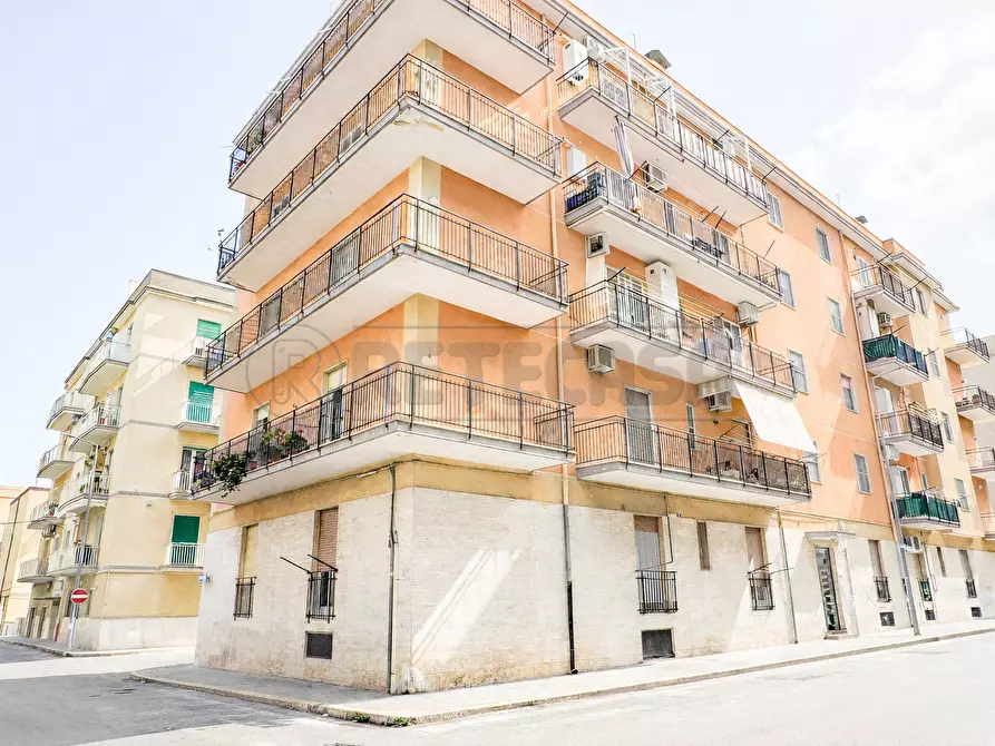 Immagine 1 di Bilocale in vendita  in Via Giorgio Amendola 71 a Bisceglie