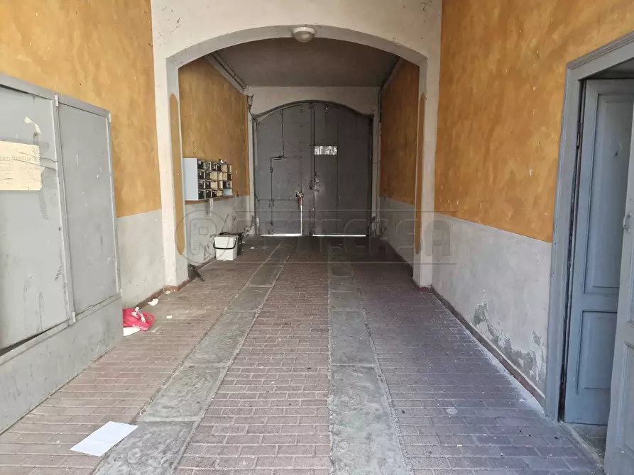 Immagine 5 di Garage in vendita  in Via Milano a Cremona