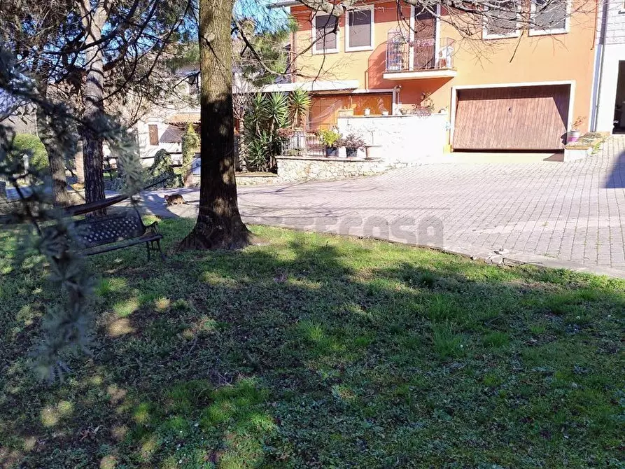 Immagine 25 di Casa bifamiliare in vendita  a Montecchio Maggiore