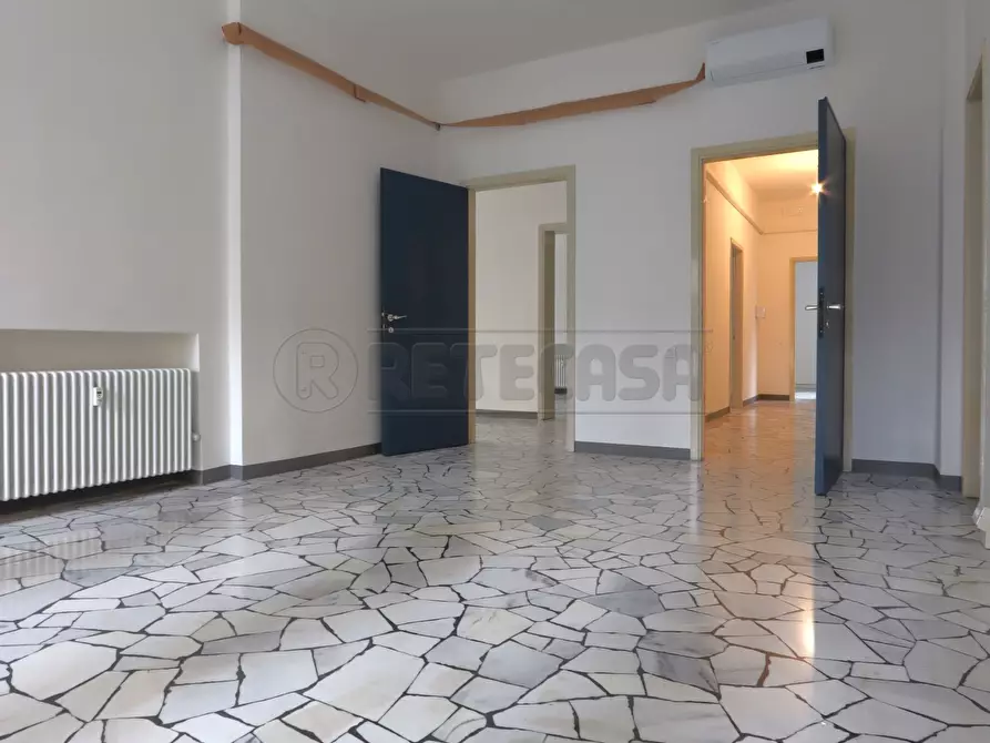 Immagine 33 di Ufficio in vendita  in Viale Milano 56 a Vicenza