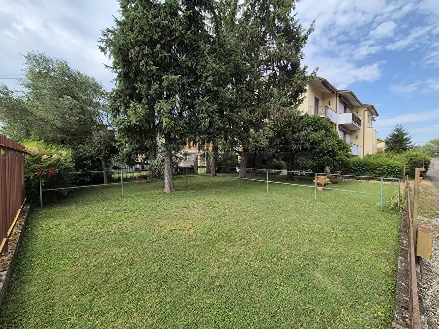 Immagine 24 di Quadrilocale in vendita  in Via Bergamo a Castelverde