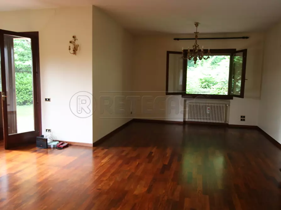 Immagine 12 di Villa in affitto  in Via San Rocco a Arcugnano