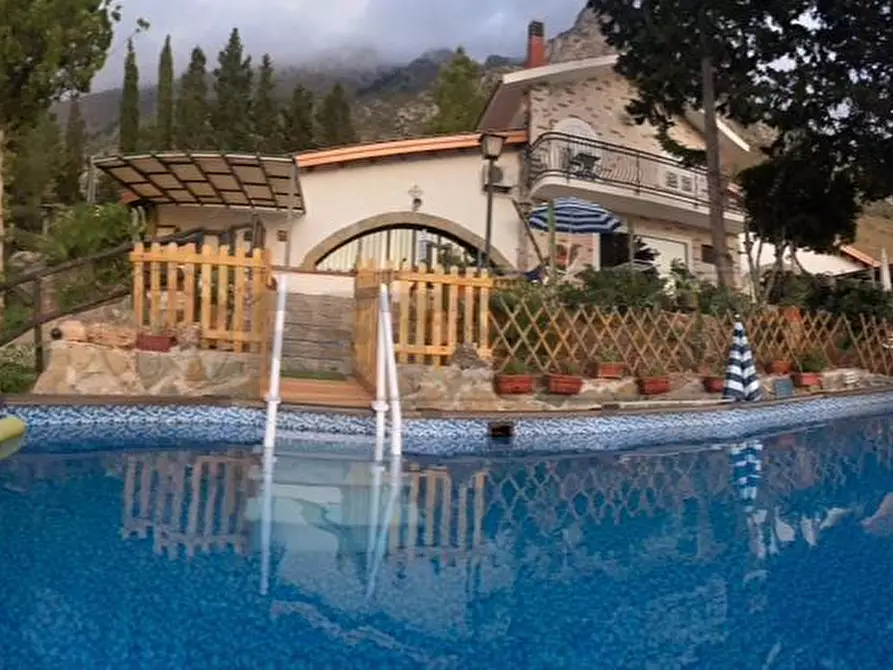 Immagine 32 di Villa in vendita  a Castellammare Del Golfo