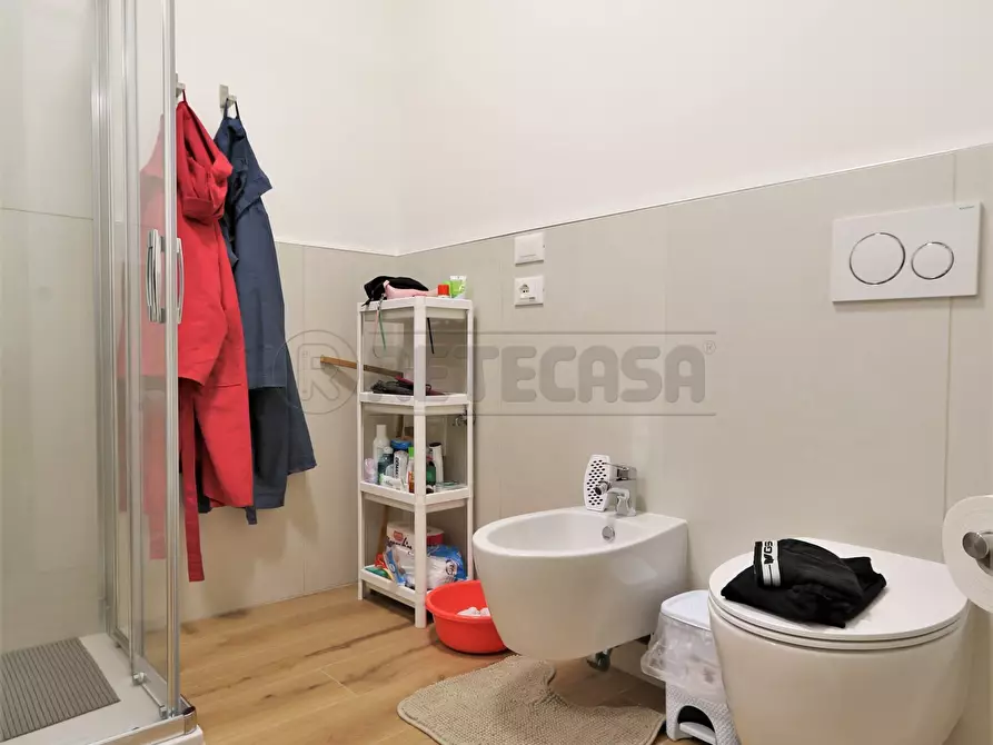 Immagine 16 di Stanza singola in affitto  a Vicenza