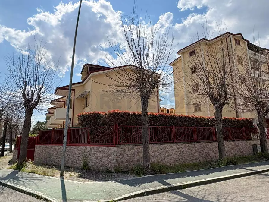 Immagine 53 di Villetta a schiera in vendita  in Via Giudice Falcone a Marcianise