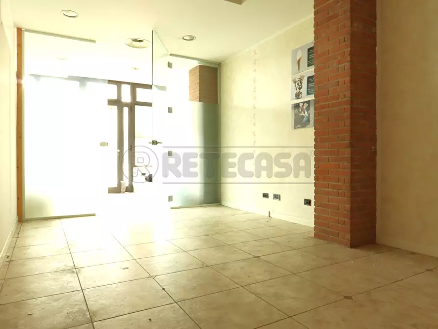 Immagine 19 di Locale commerciale in affitto  in via dal ponte 228 a Torri Di Quartesolo