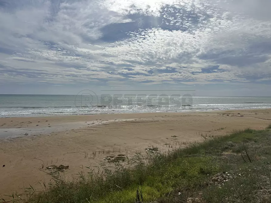 Immagine 35 di Villetta a schiera in vendita  a Campobello Di Mazara