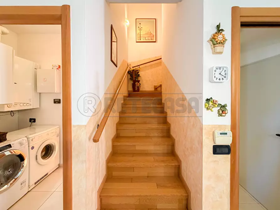 Immagine 12 di Porzione di casa in vendita  in Via Monte Summano a Costabissara