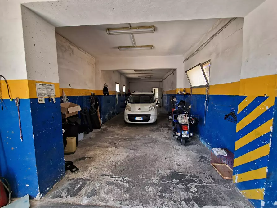 Immagine 42 di Laboratorio in vendita  in Via Neviano 37 a Seclì