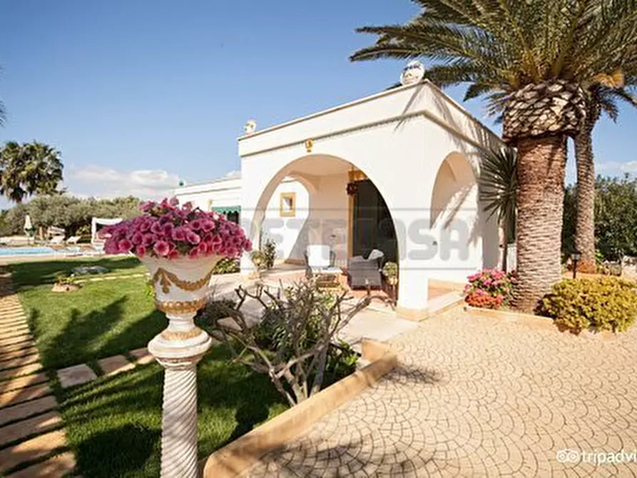 Immagine 102 di Villa in vendita  a Castelvetrano
