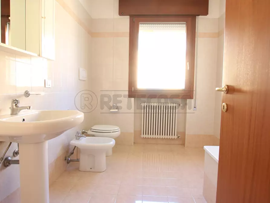 Immagine 7 di Bilocale in vendita  in Via Giovanni Falcone a Barbarano Mossano