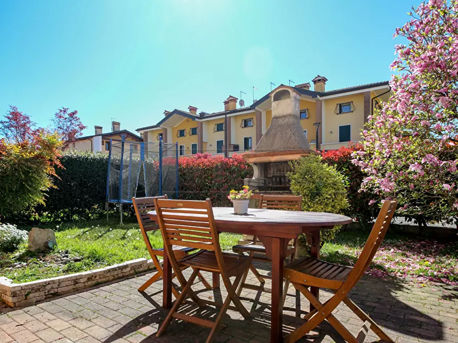 Immagine 14 di Bilocale in vendita  in Via Rocco Chinnici 23 a Bolzano Vicentino