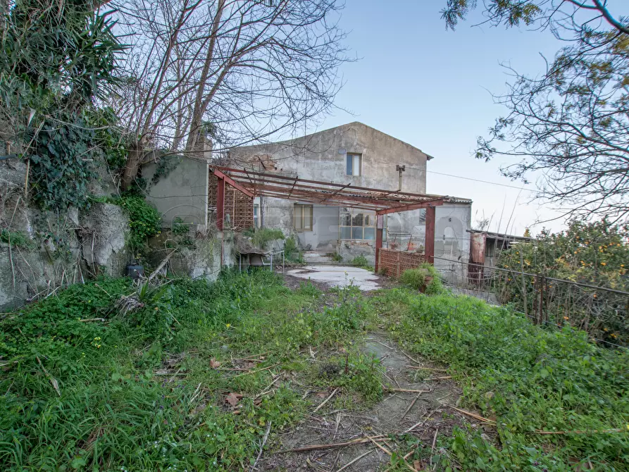 Immagine 1 di Rustico / casale in vendita  in Strada Provinciale 45 18 a Messina