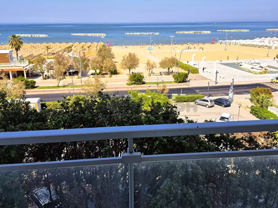 Immagine 1 di Trilocale in affitto  a Pescara