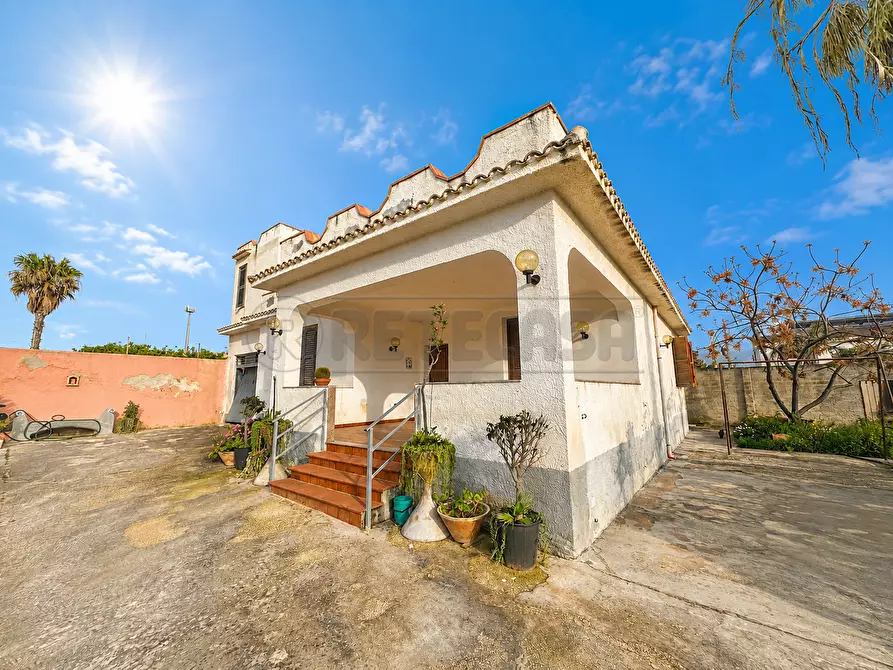 Immagine 1 di Villa in vendita  a Mazara Del Vallo