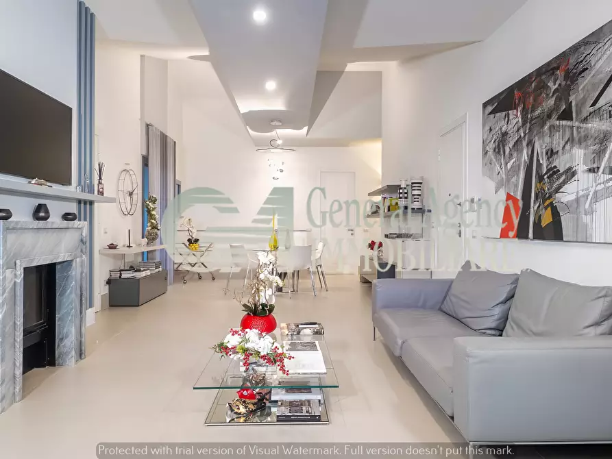 Immagine 10 di Villa in affitto  in Via Mario Mattoli a Roma