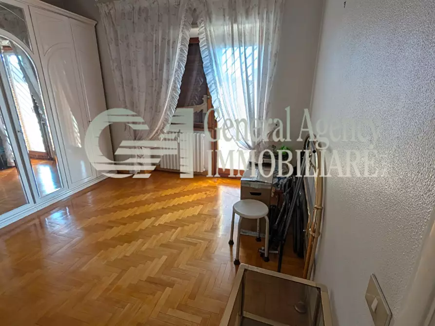 Immagine 90 di Appartamento in vendita  in VIALE DEI PRIMATI SPORTIVI 66 a Roma