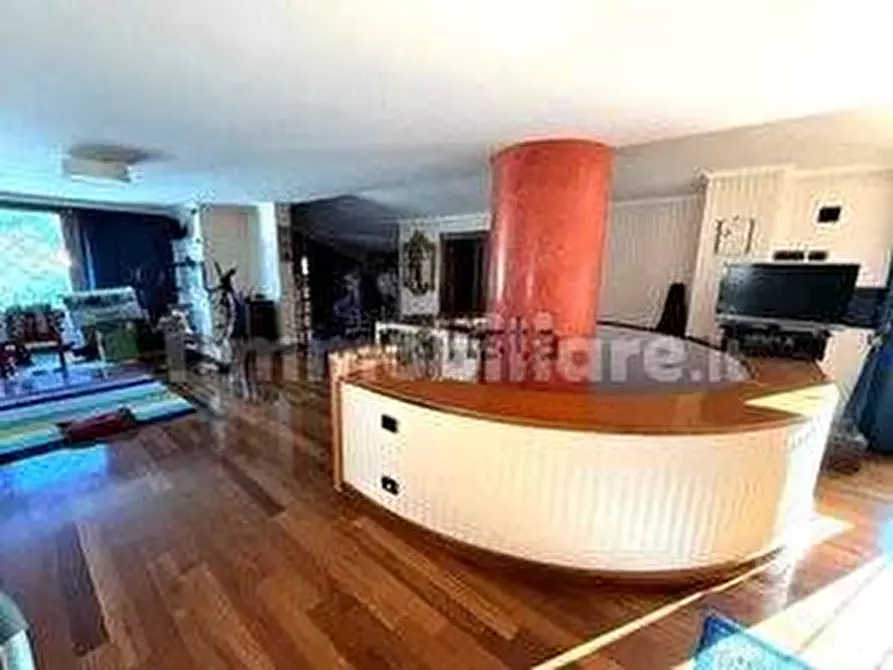 Immagine 10 di Villa in vendita  in Via Eschilo 54 a Roma