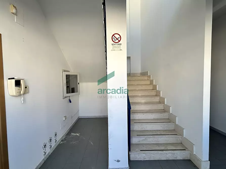 Immagine 17 di Ufficio in affitto  in S.P.231 km 81+100 a Modugno