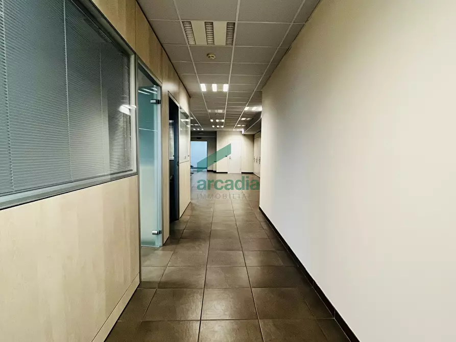 Immagine 33 di Attività artigianale in vendita  in Contrada Parco Vecchio 11 a Bitritto