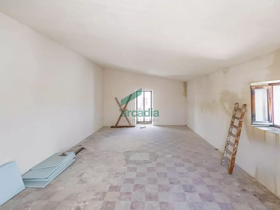 Immagine 46 di Appartamento in vendita  in Piazza Nicola e Costa 13 a Castellana Grotte