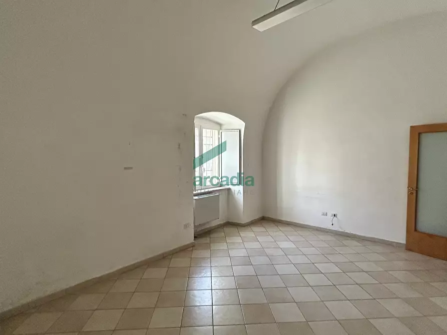 Immagine 10 di Locale commerciale in affitto  in Via Bellino 4 a Bitritto