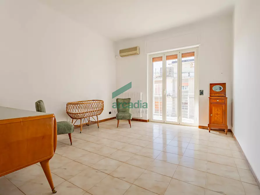 Immagine 15 di Quadrilocale in vendita  in Viale Japigia 42 a Bari