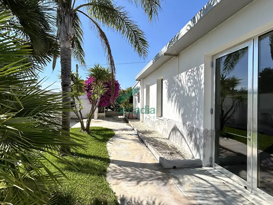 Immagine 13 di Capannone industriale in vendita  in Via Giovanni Gentile 79bis a Bari