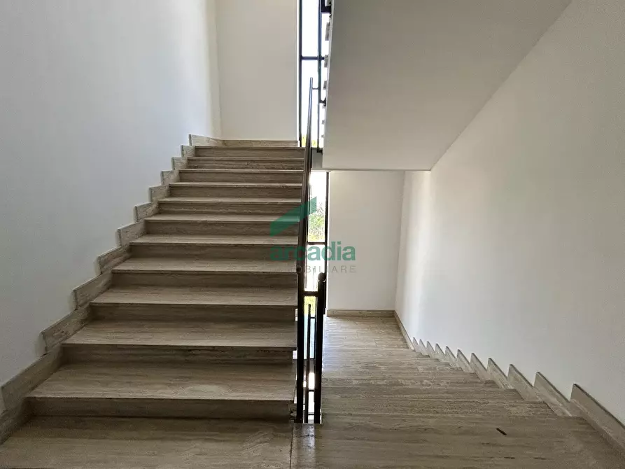 Immagine 3 di Ufficio in vendita  in Via Saverio Milella 2/bis a Bari