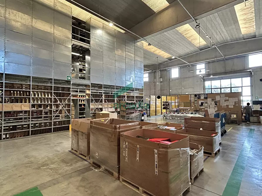 Immagine 3 di Attività artigianale in vendita  in Strada Provinciale Palese-modugno 12 a Modugno