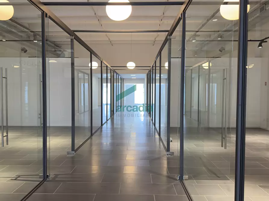 Immagine 6 di Capannone industriale in vendita  in Strada Statale 100, Snc Snc a Casamassima