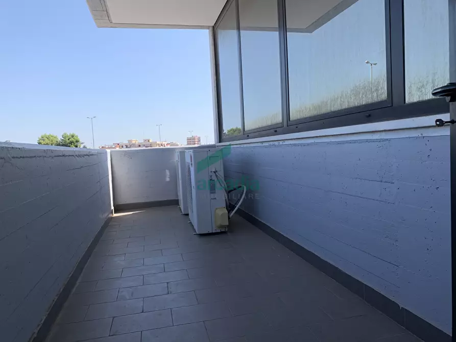 Immagine 13 di Ufficio in affitto  in S.P. 231 a Modugno